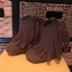 Brown Infant Leather Fringe Boots  Size 1